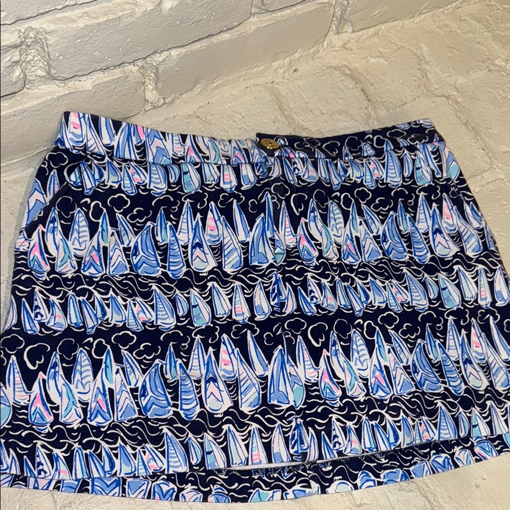 Lilly Pulitzer skirt size 6 excellent use condition